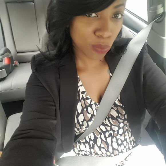 Meet your Posher, Erica - Picture 1 of 1